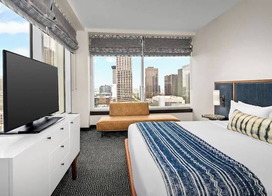 The Troubadour Hotel New Orleans 1