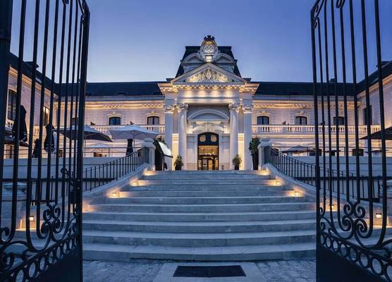 Best Western Premier Hotel de la Cite Royale 1