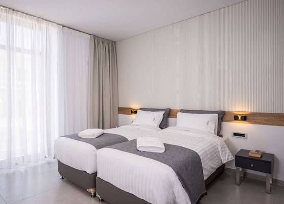 Central City Hotel 1