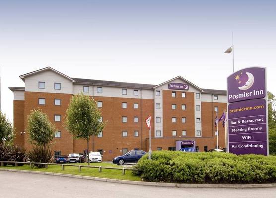 Premier Inn Castleford Xscape - M62 J32 1