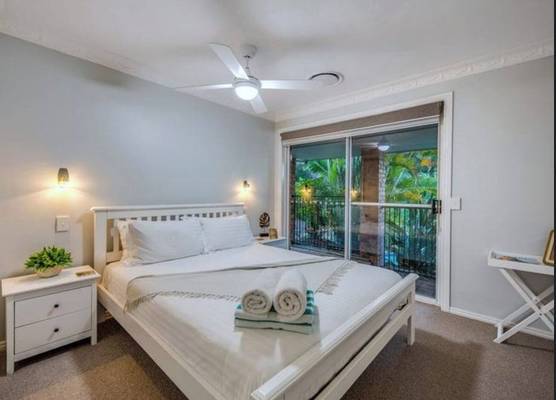The Hillside Retreat 1
