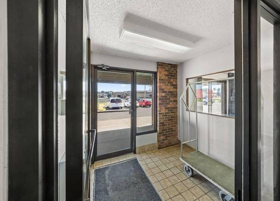 Days Inn by Wyndham Winona 1