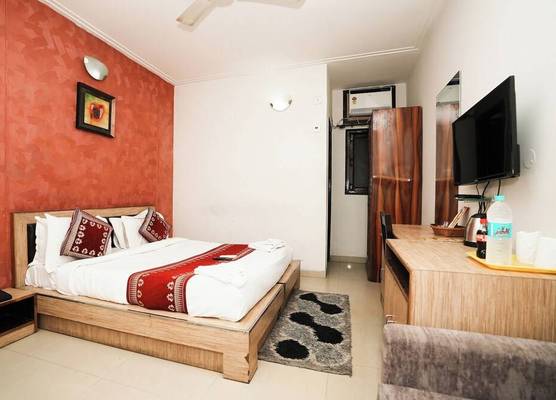 Hotel Om Paradise Near IGI Delhi Airport 1