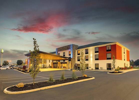 Holiday Inn Express & Suites TROY by IHG 1