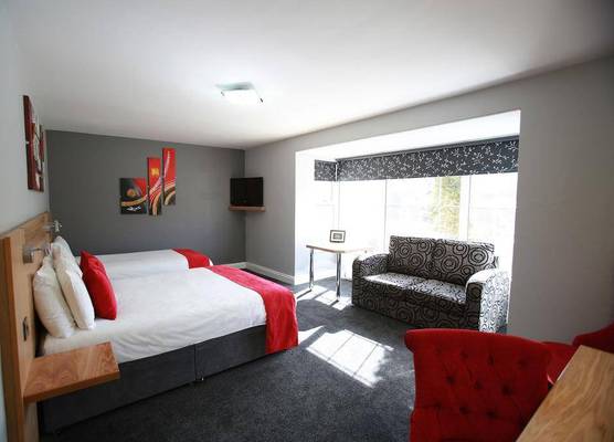 Hillgrove Hotel, Leisure & Spa 1