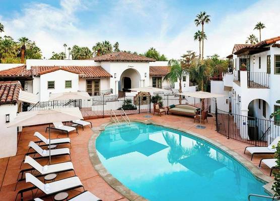Triada Palm Springs, Autograph Collection 1