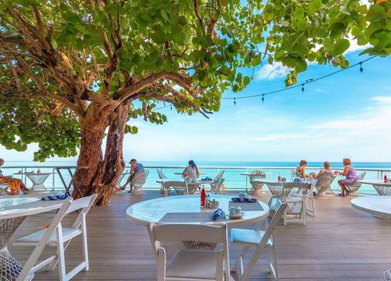 Travellers Beach Resort 1