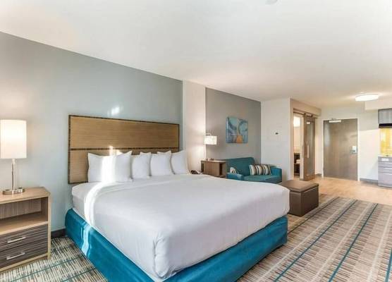 MainStay Suites Bowling Green North 1