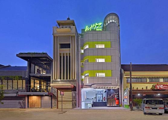 Whiz Hotel Falatehan Jakarta 1