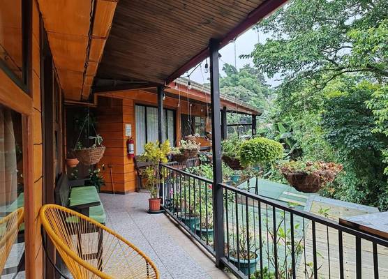 Cabinas El Pueblo B&B Monteverde 1