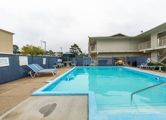 Days Inn by Wyndham New Philadelphia 1