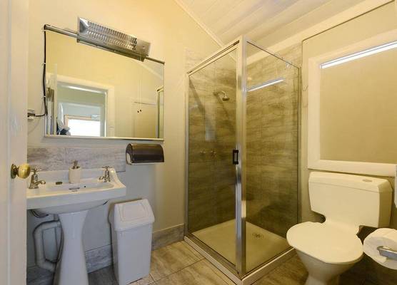 Edinburgh Gallery Bed & Breakfast 1