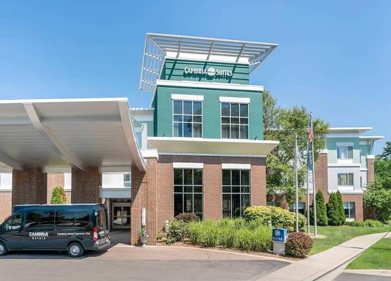 Cambria Hotel Traverse City 1