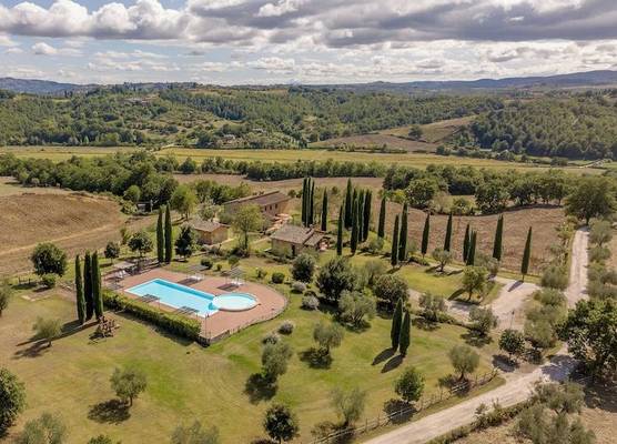 Poggiovalle Tenuta Italiana 1