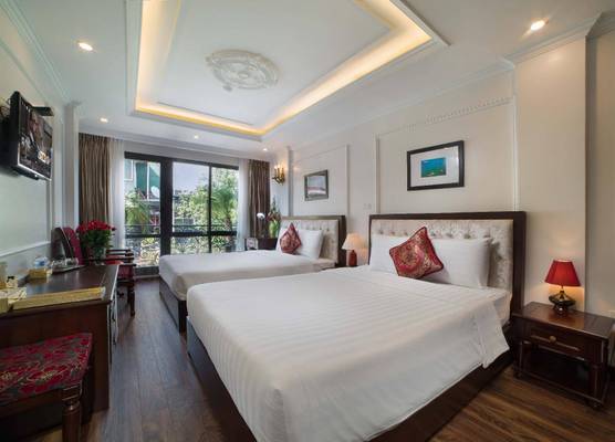 Golden Sail Hotel & Spa 1