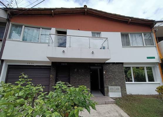 AC - House Laureles - Self Checking 1