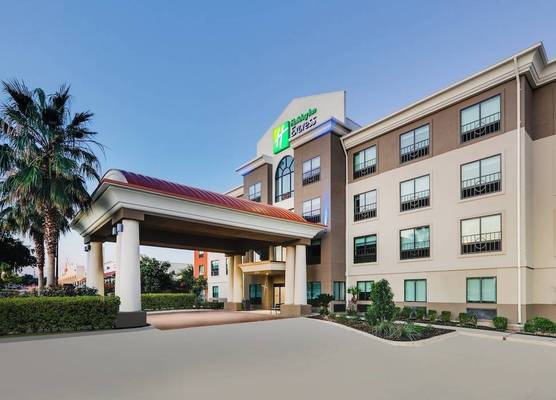 Holiday Inn Express & Suites SAN ANTONIO NW NEAR SEAWORLD by IHG 1