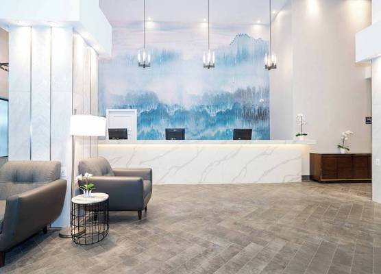 Sandman Signature Calgary Downtown Hotel 1