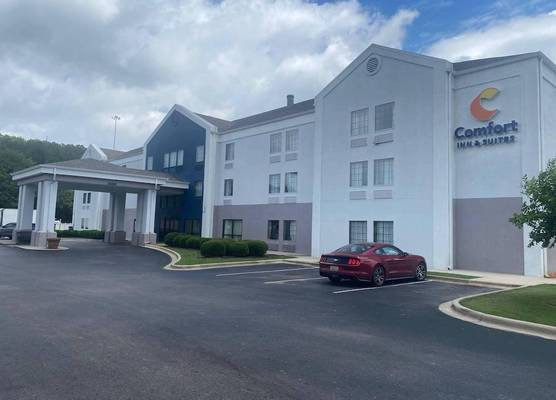 Comfort Inn & Suites Trussville I-59 Exit 141 1