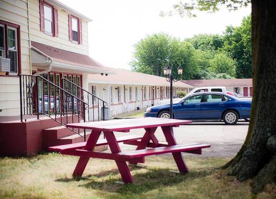 Steelhead Inn 1