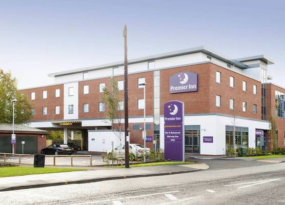 Premier Inn Fleet 1