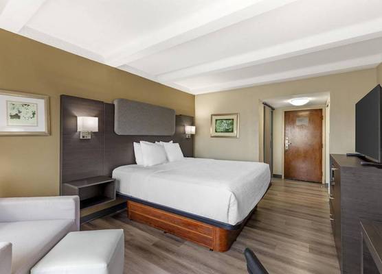 Best Western Plus Madison-Huntsville Hotel 1
