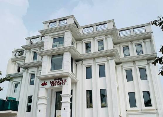 Hotel Miracle Resorts 1