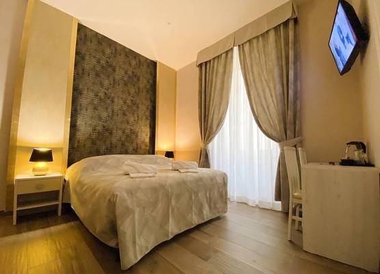 Hotelier 51 1