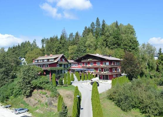 Landidyll-Hotel Nudelbacher 1
