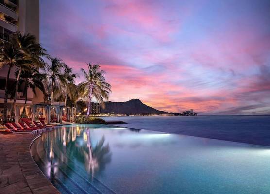 Sheraton Waikiki Beach Resort 1