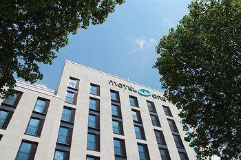 Motel One Düsseldorf-Hauptbahnhof 1