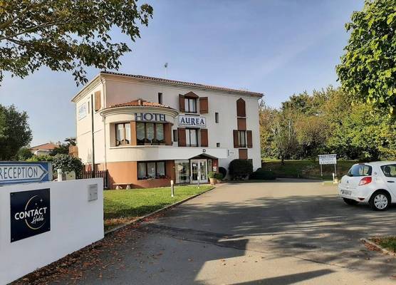 Sure Hotel by Best Western Saintes 1