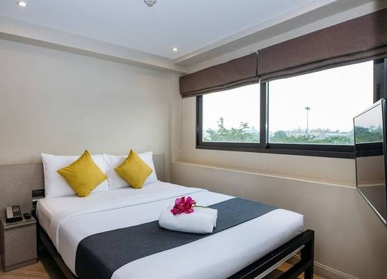 Lucky House Khaosan 1