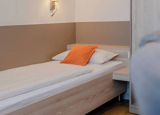 Hotel Am Steinberg 1