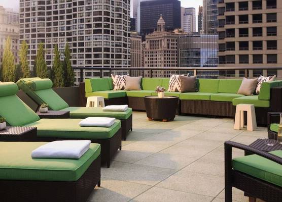 The Royal Sonesta Chicago River North 1