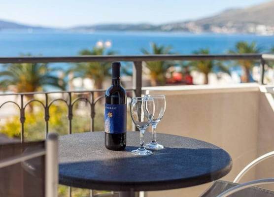 Affabilis Vip House 1
