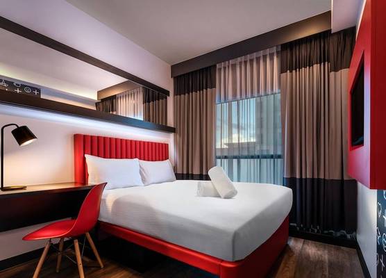 Essence Hotel Carlton 1