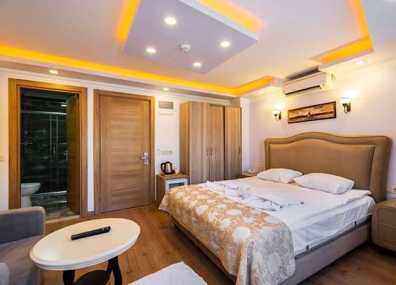Harbour Suites Old City 1