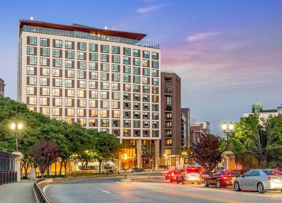 Cambria Hotel Boston Downtown - Seaport 1