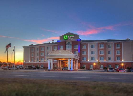 Holiday Inn Express & Suites ELK CITY by IHG 1