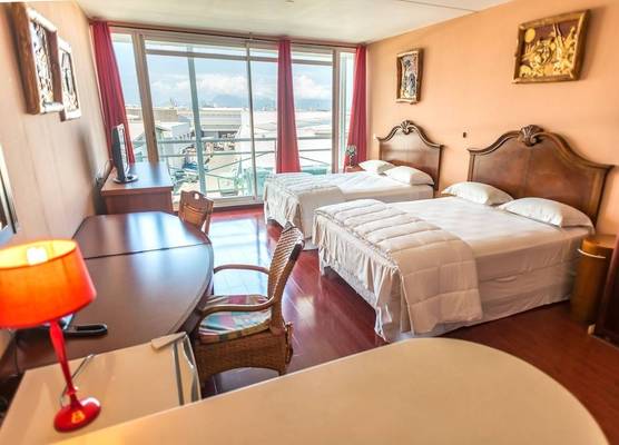 Hotel Sarah Nui 1