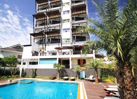 Dee Andaman Hotel 1