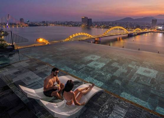 Caro Premium Danang Hotel 1