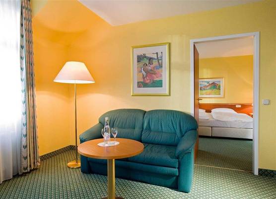 Victor's Residenz-Hotel Gera 1