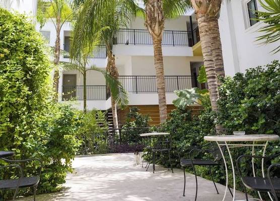 Alecos Hotel Apartments 1