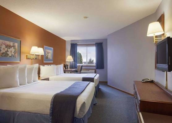 Travelodge by Wyndham Motel of St Cloud 1