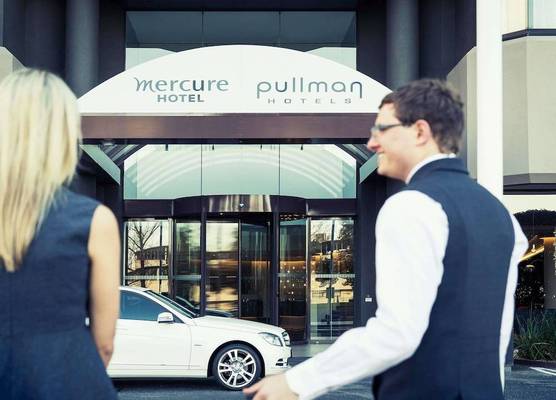 Mercure Melbourne Albert Park 1