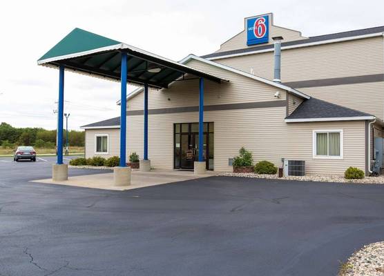 Motel 6-Baraboo, WI - Lake Delton-Wisconsin Dells 1