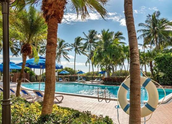 Radisson Resort Miami Beach 1