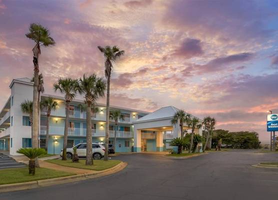 Best Western Navarre Waterfront 1